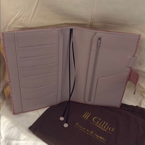 Gillio Pink Croc Leather A5 Planner Cover - Picture 4 of 4